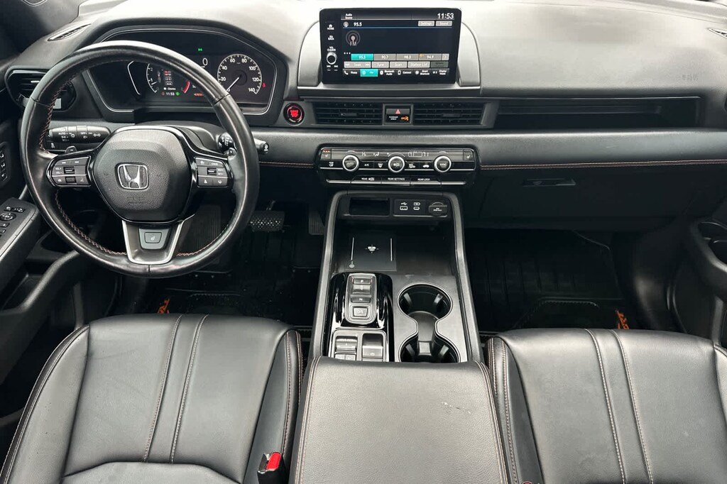 Used 2023 Honda Pilot TrailSport SUV