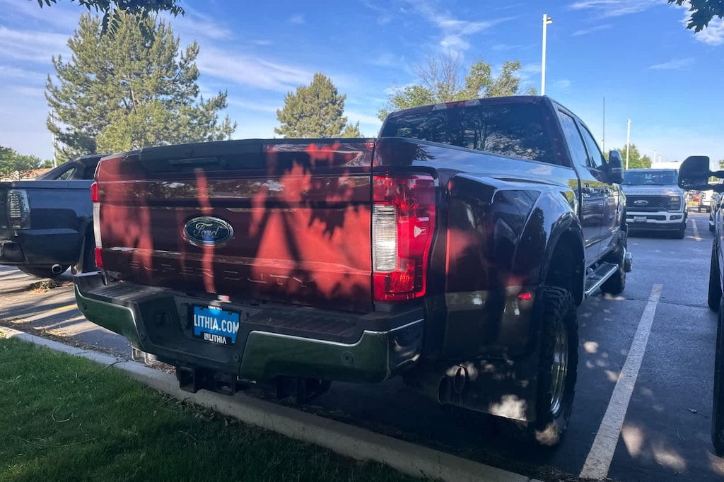 Used 2017 Ford F-350 Lariat Truck Crew Cab