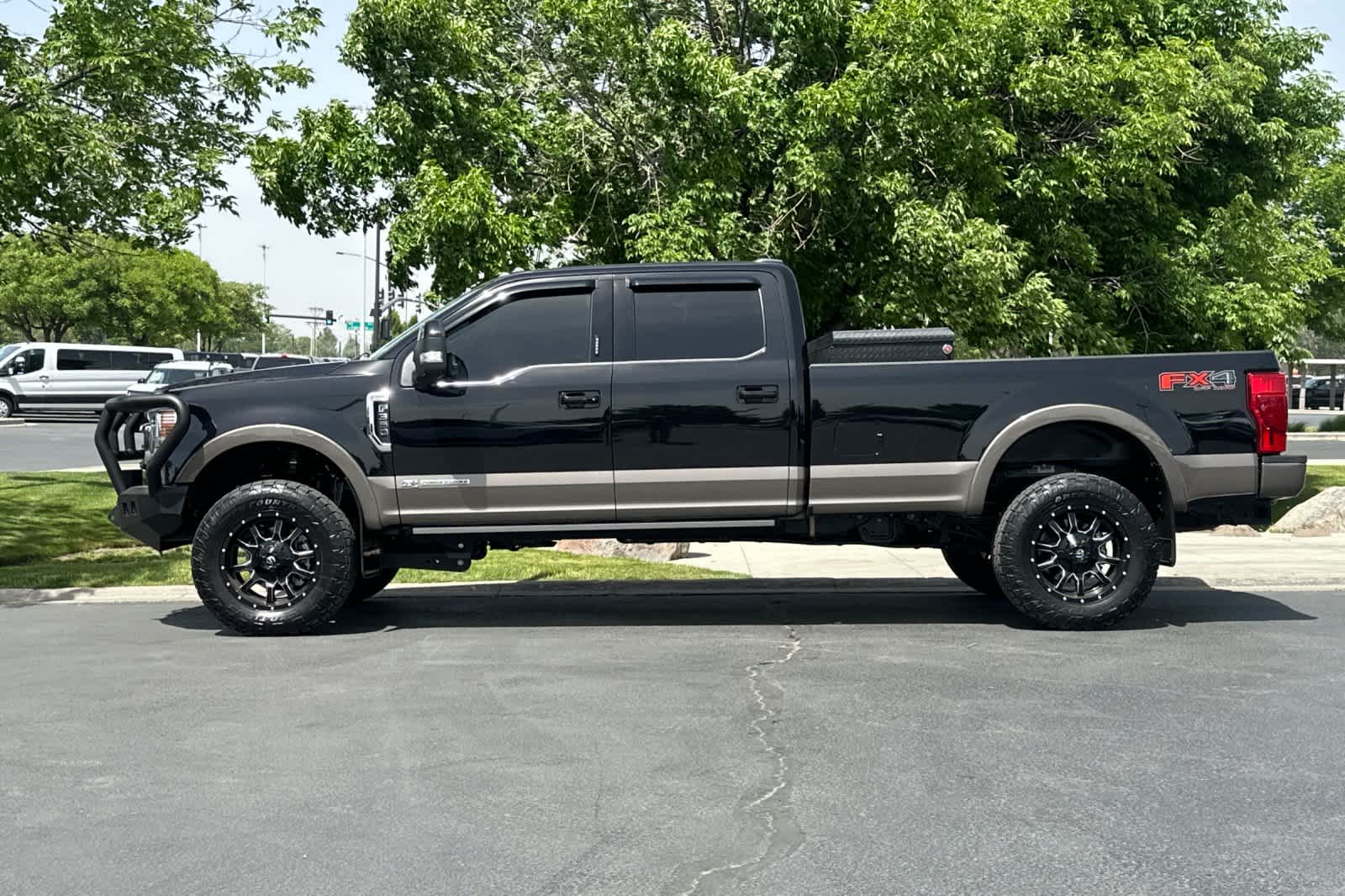 Thumbnail: 2022 Ford F-350 - 5