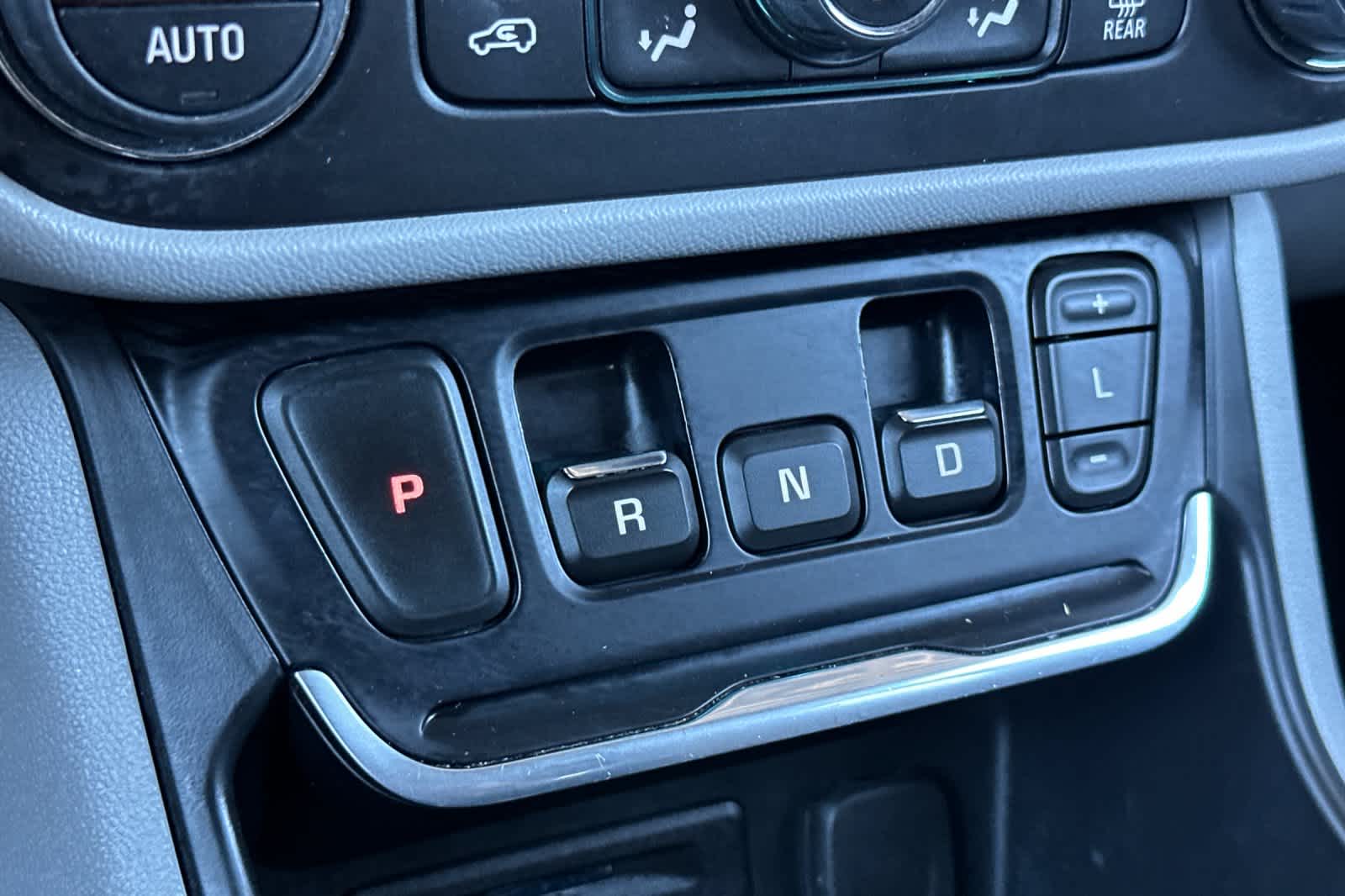 Thumbnail: 2018 GMC Terrain - 21
