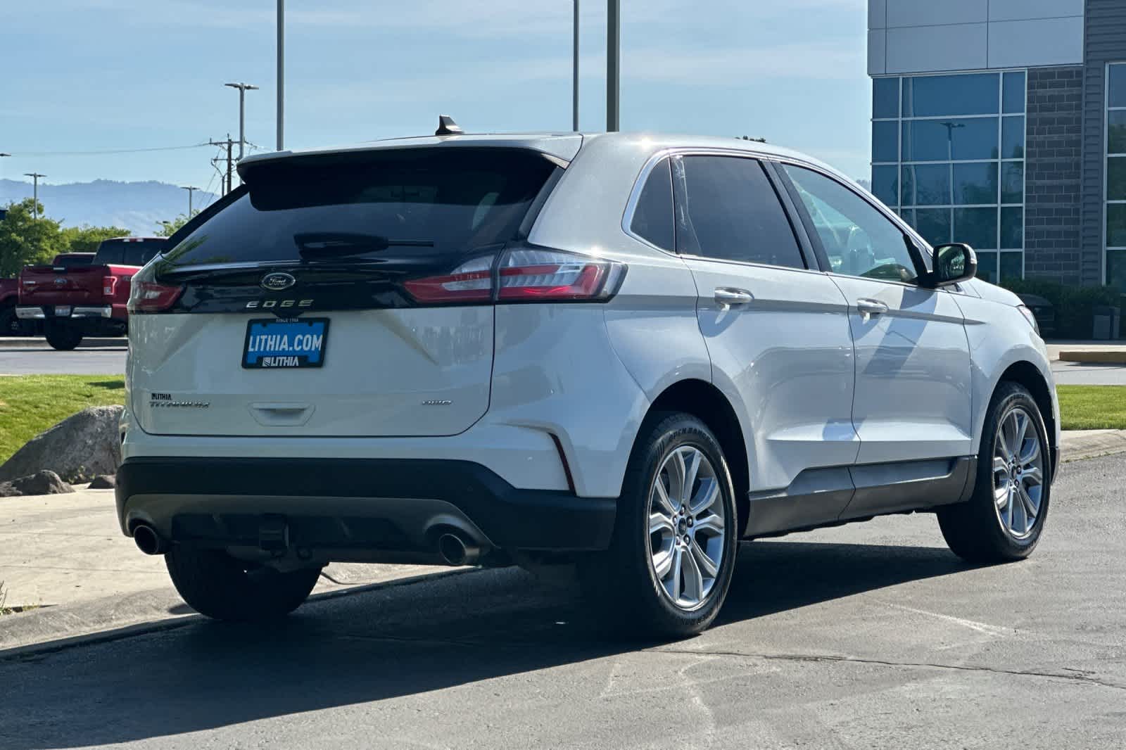Thumbnail: 2022 Ford Edge - 2