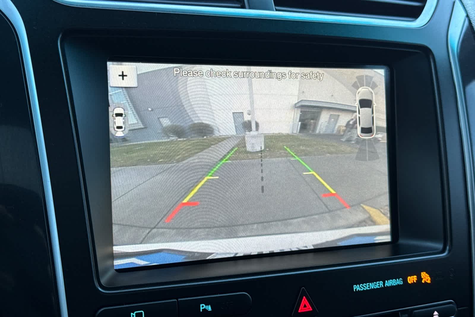 Thumbnail: 2017 Ford Explorer - 21