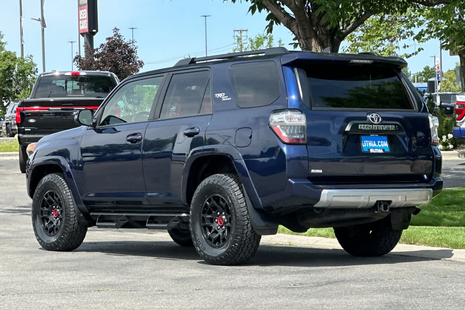 Thumbnail: 2022 Toyota 4Runner - 6