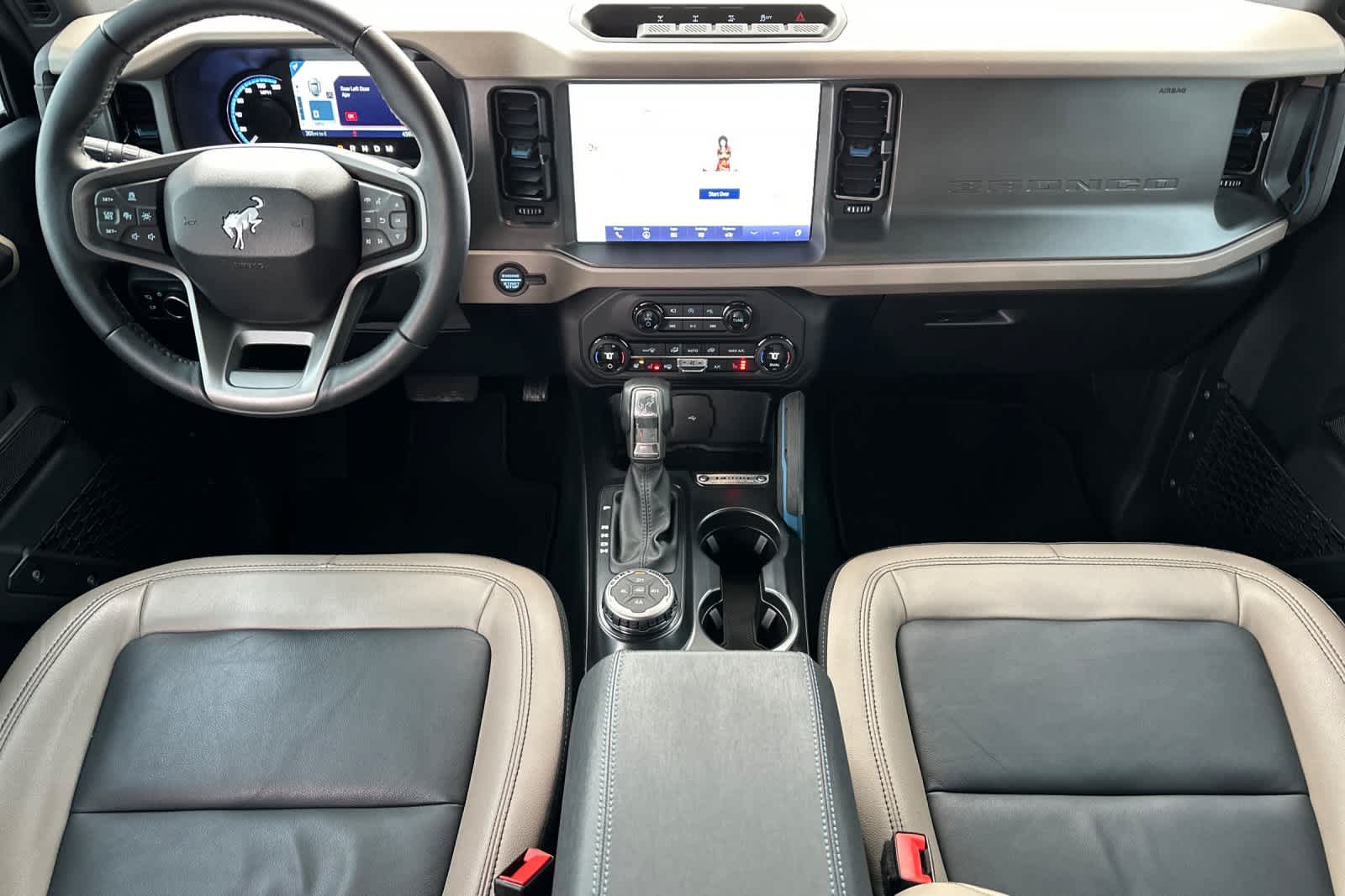 Thumbnail: 2024 Ford Bronco - 3