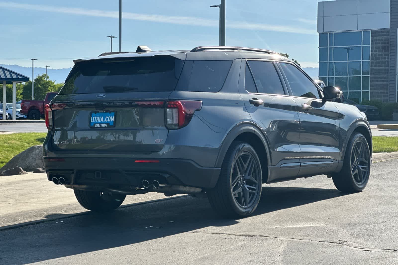 Thumbnail: 2026 Ford Explorer - 2