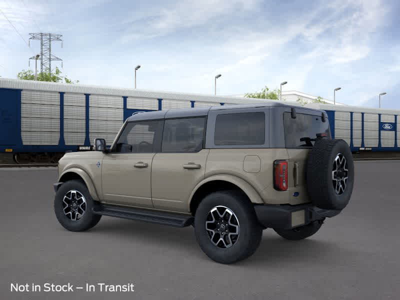 2025 Ford Bronco Outer Banks photo 4