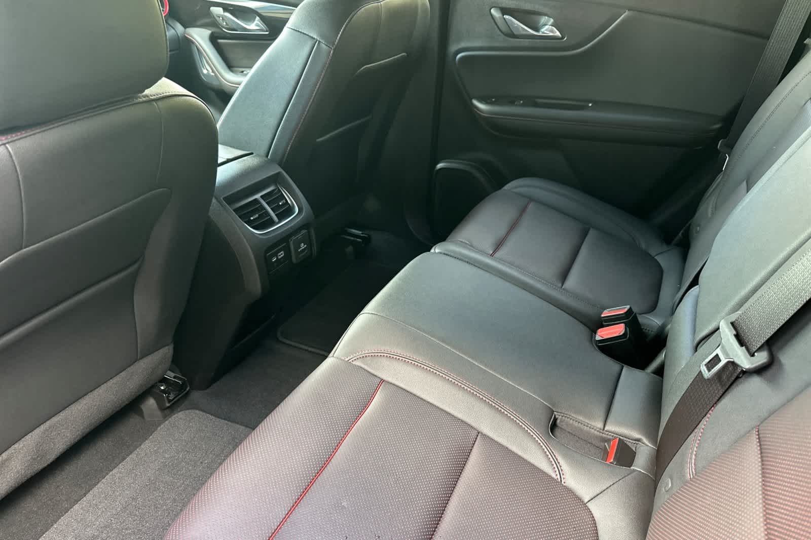 Thumbnail: 2023 Chevrolet Blazer - 4