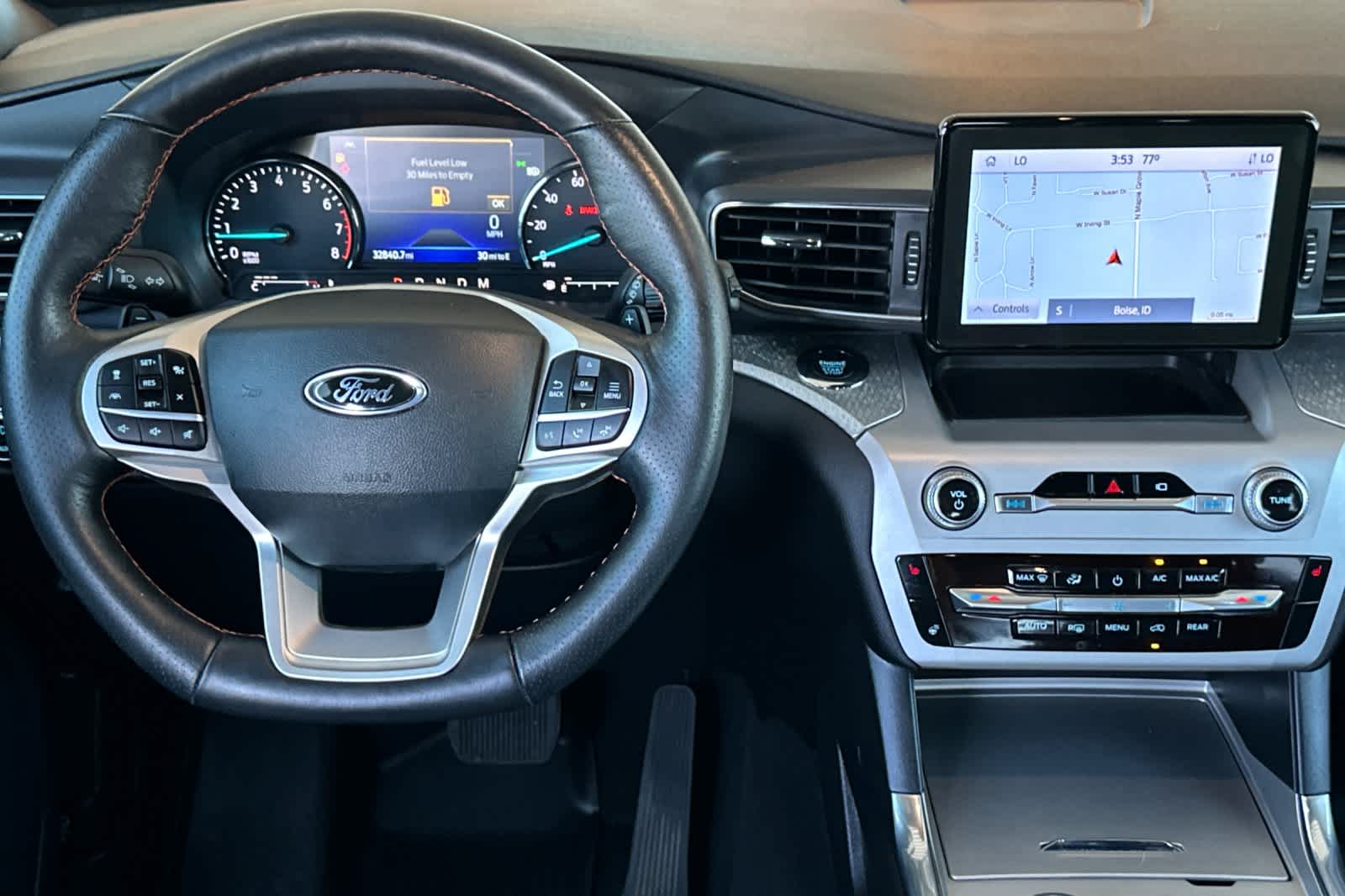 Thumbnail: 2022 Ford Explorer - 14