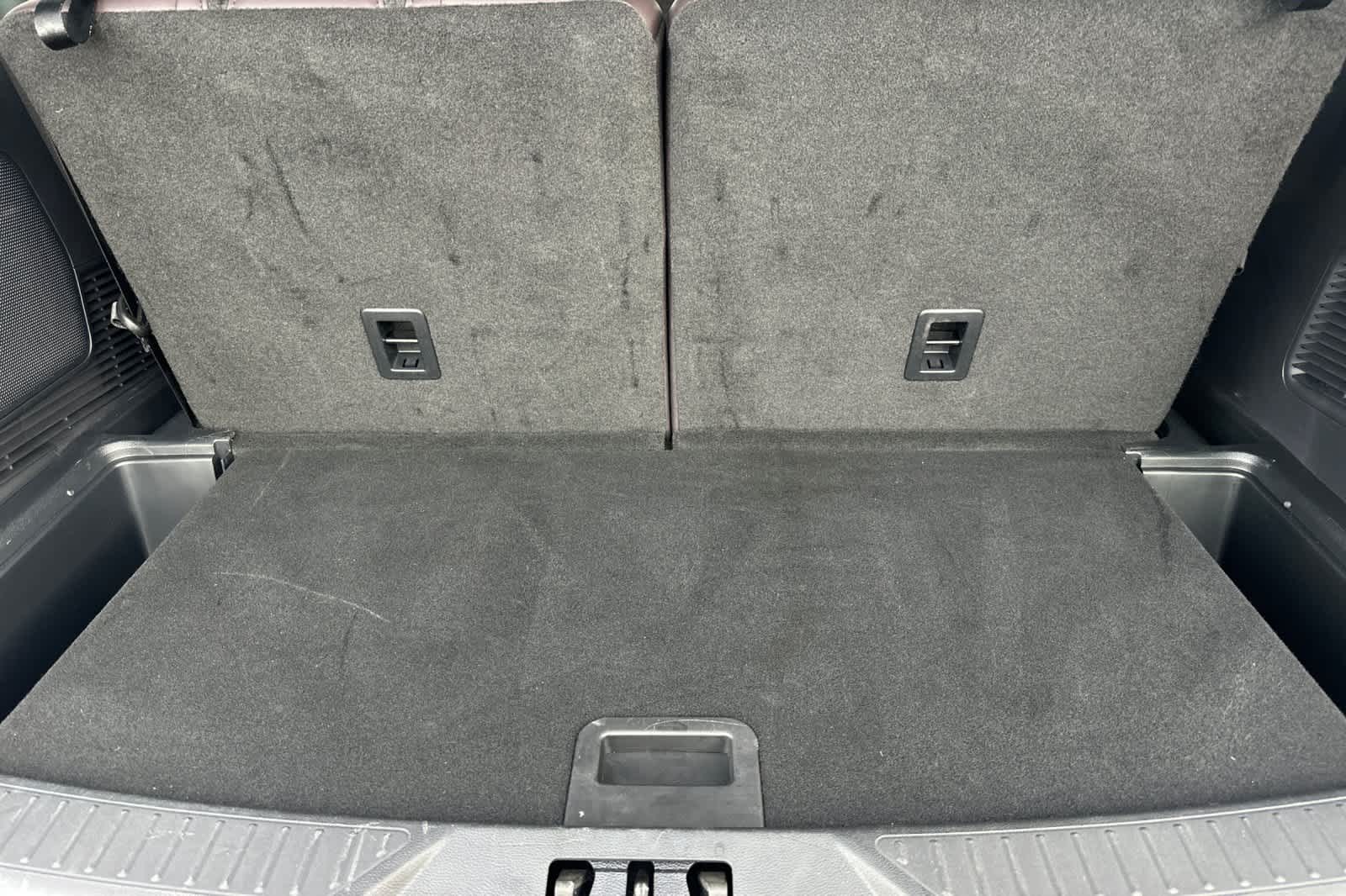 Thumbnail: 2025 Ford Explorer - 16