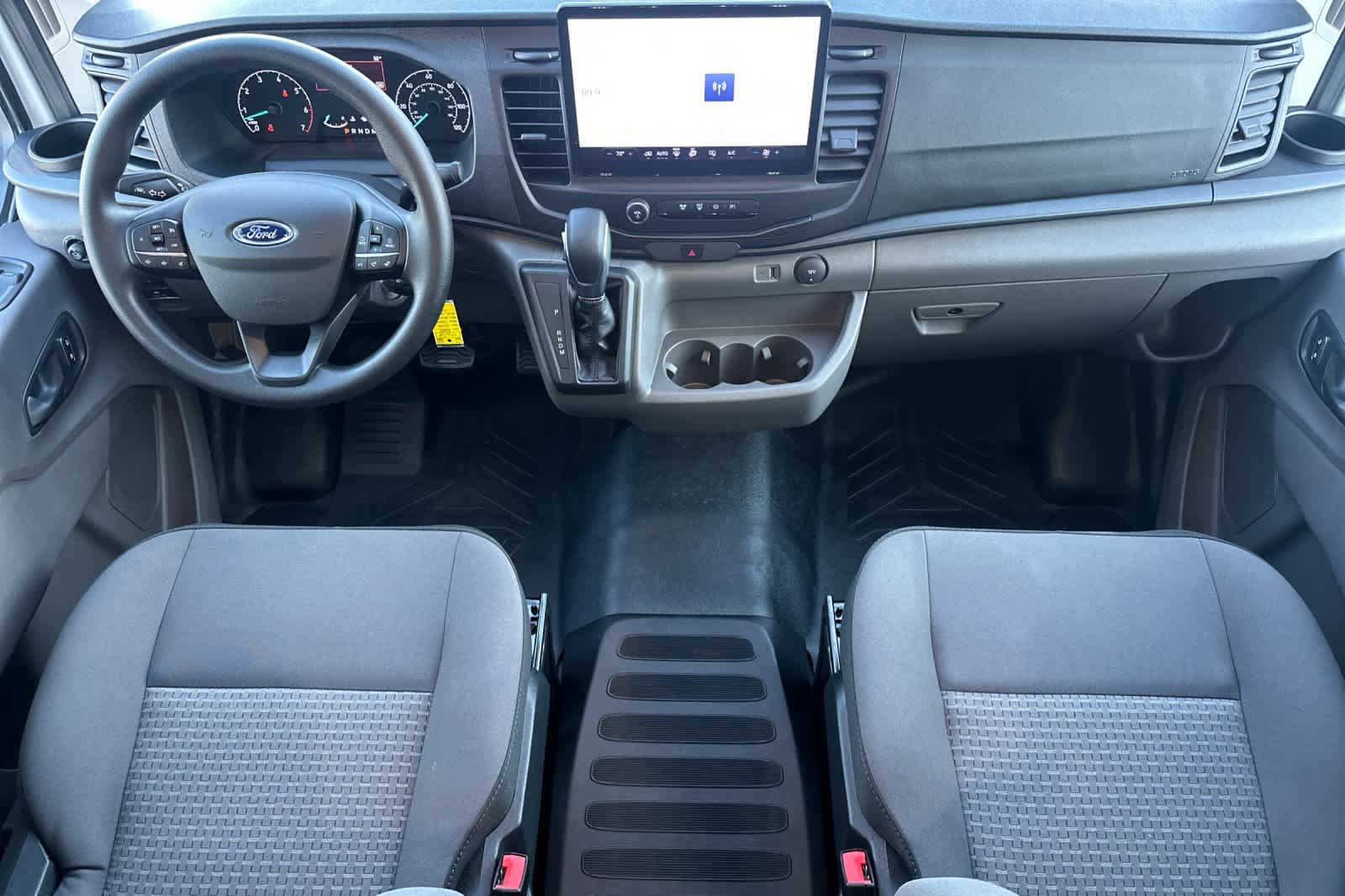 2025 Ford Transit photo 3