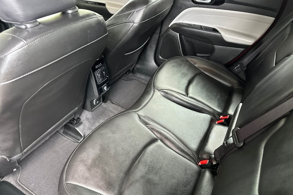 Used 2025 Jeep Compass Limited SUV