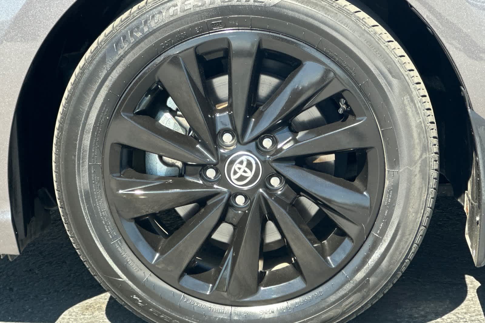 Thumbnail: 2024 Toyota Camry - 24
