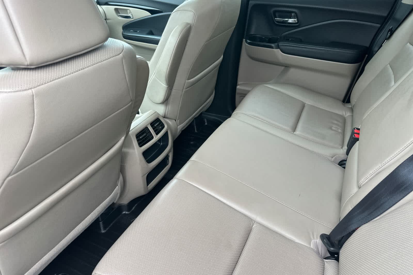 Thumbnail: 2017 Honda Ridgeline - 4