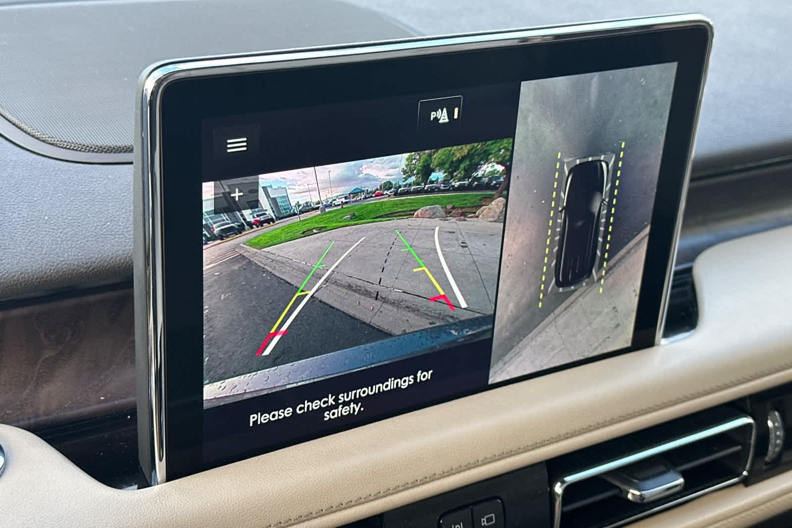 Thumbnail: 2023 Lincoln Aviator - 20