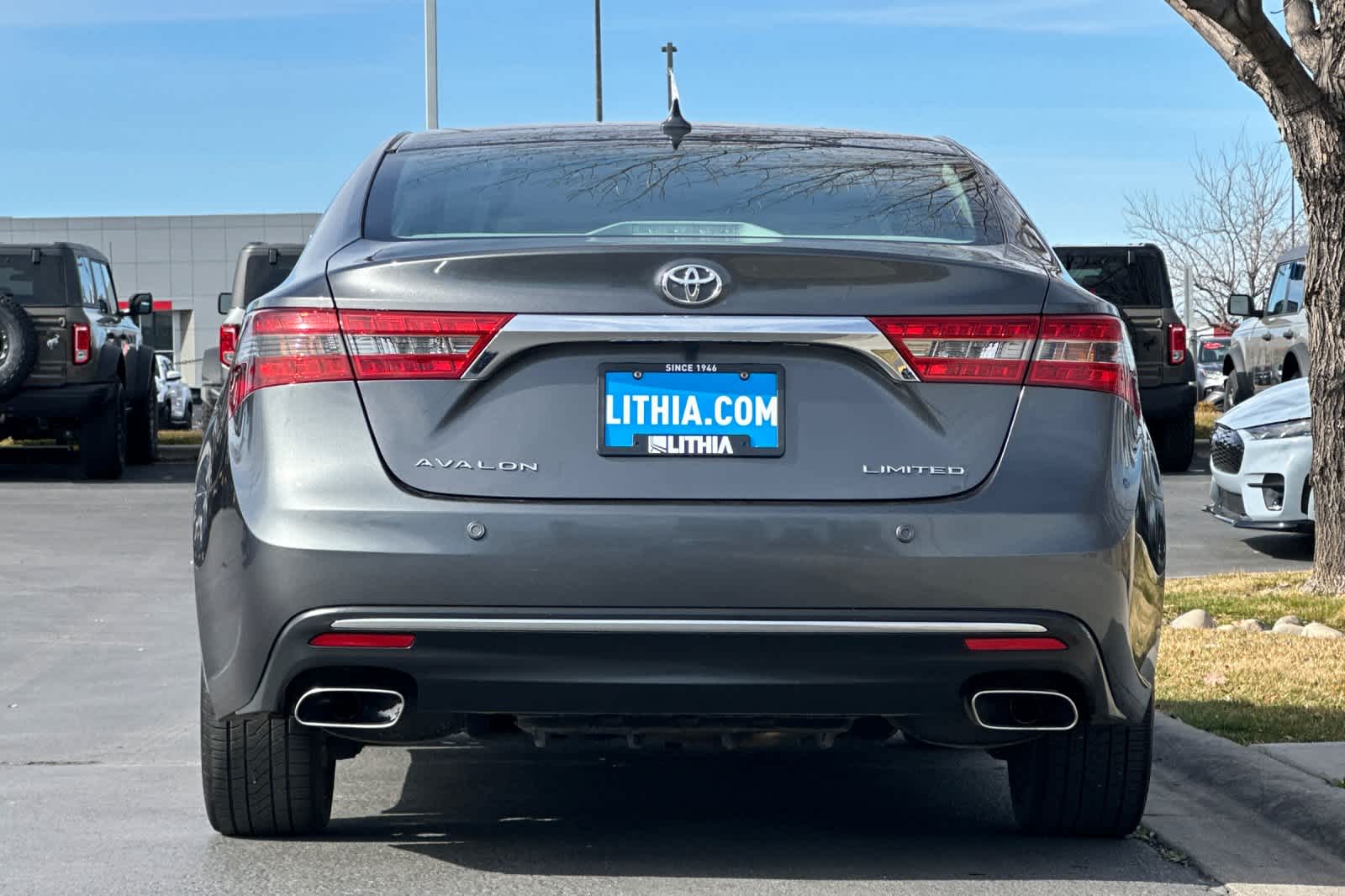 Thumbnail: 2017 Toyota Avalon - 7