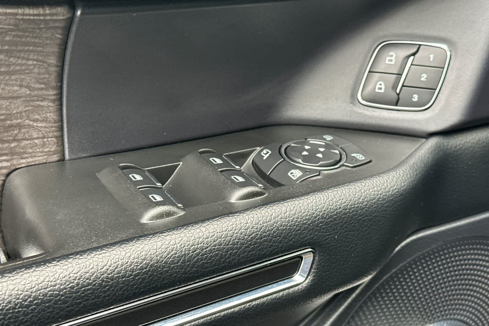 Thumbnail: 2021 Ford Expedition - 13