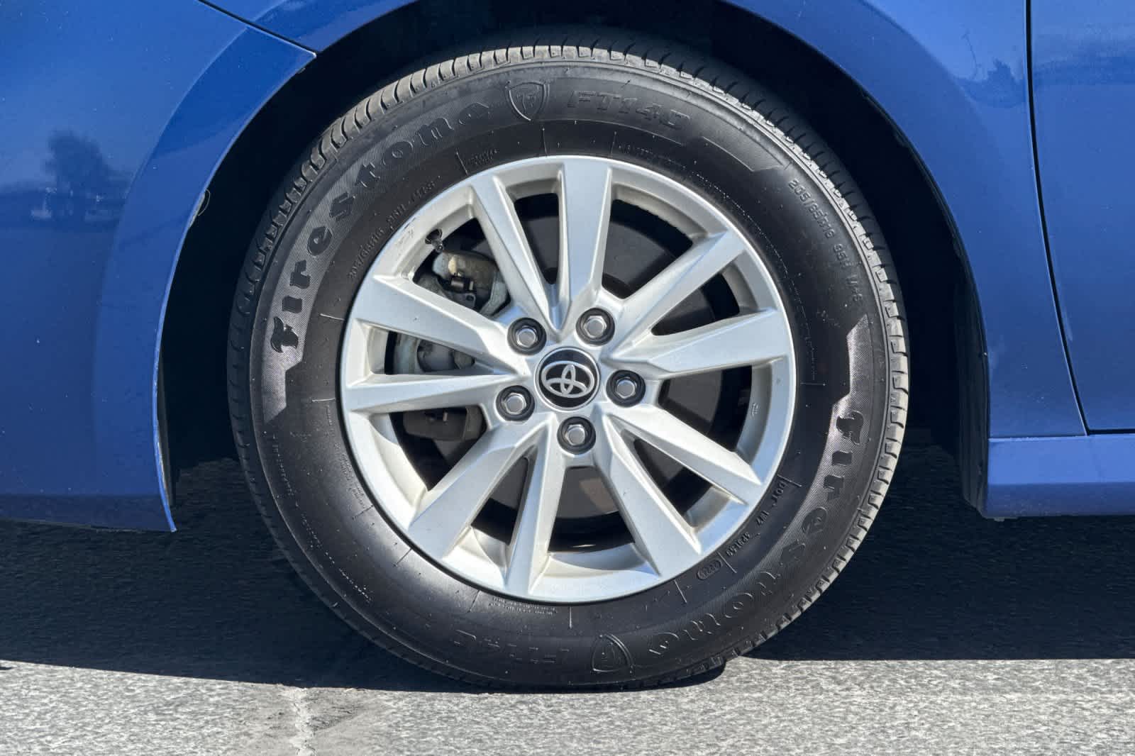 Thumbnail: 2025 Toyota Camry - 25