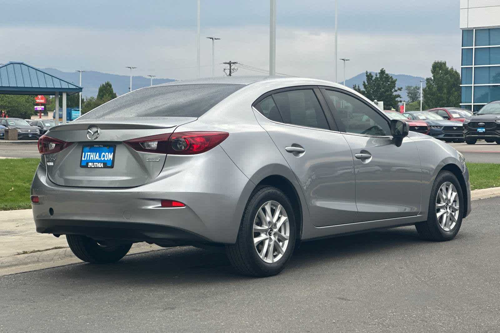 Used 2014 Mazda MAZDA3 i Touring with VIN JM1BM1V78E1112524 for sale in Boise, ID