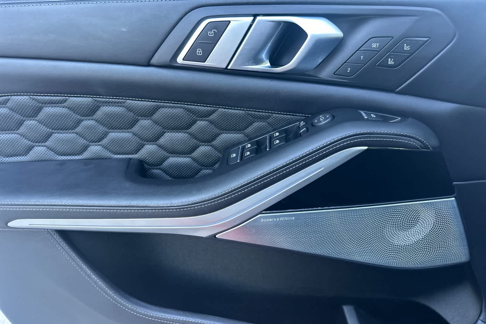 Thumbnail: 2021 BMW X5 - 12