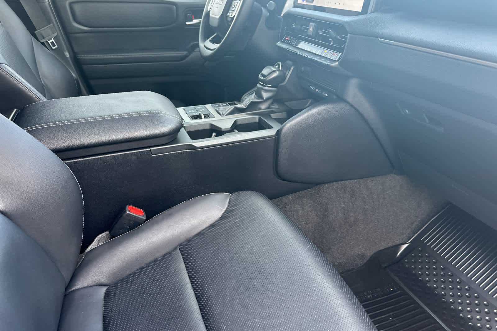 Thumbnail: 2025 Toyota Land Cruiser - 16