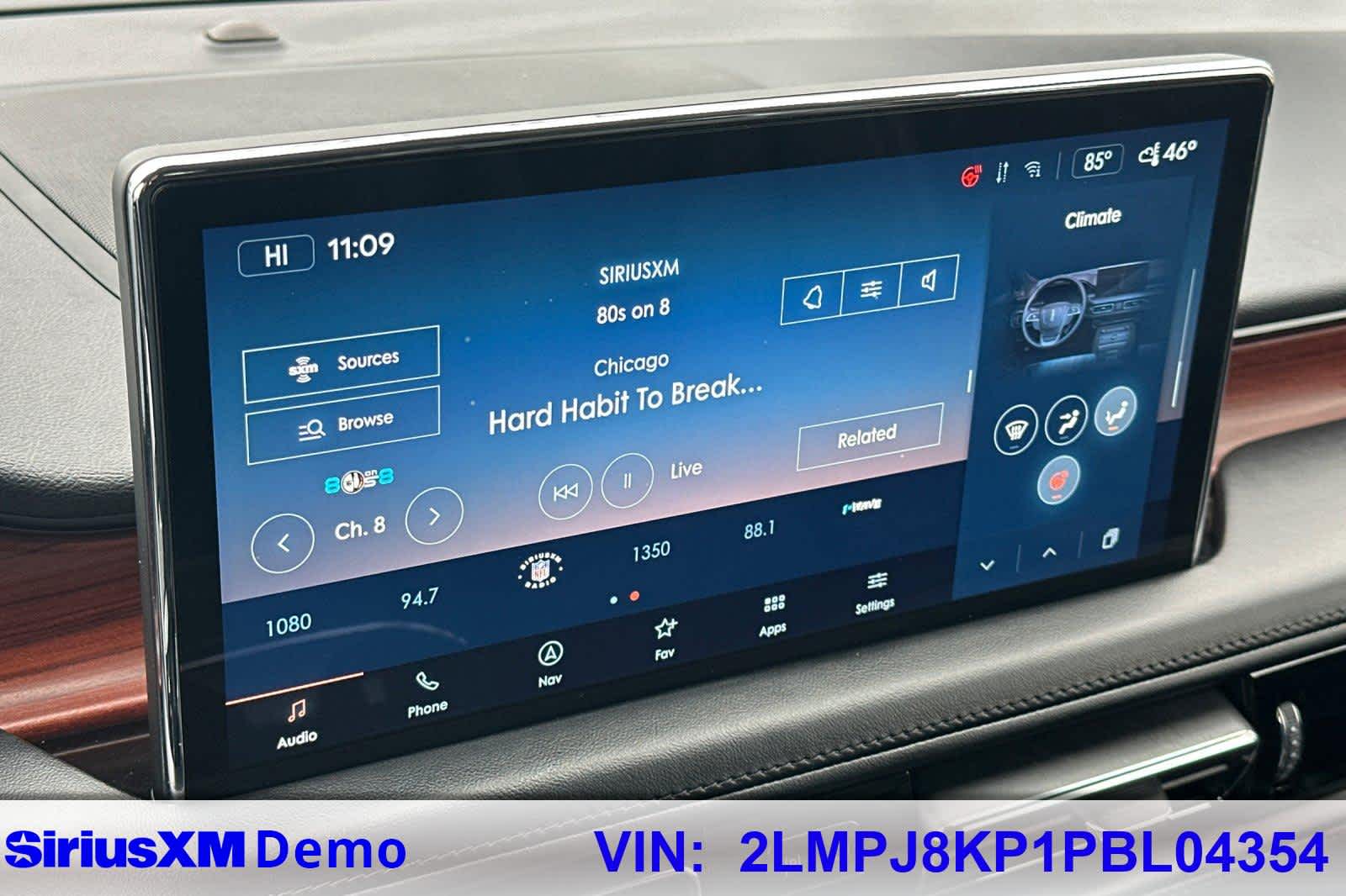 Thumbnail: 2023 Lincoln Nautilus - 29