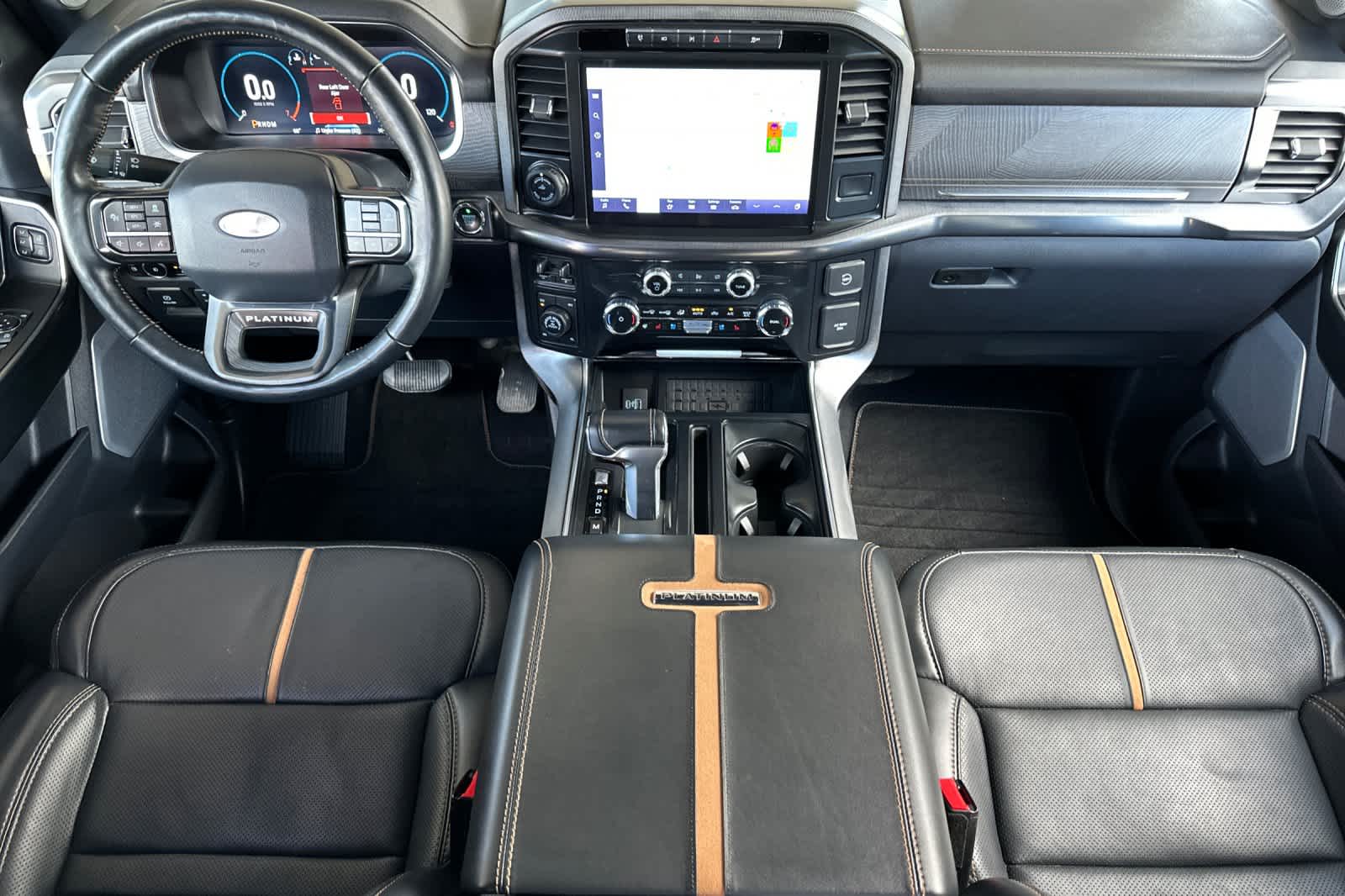 2023 Ford F-150 XLT photo 3