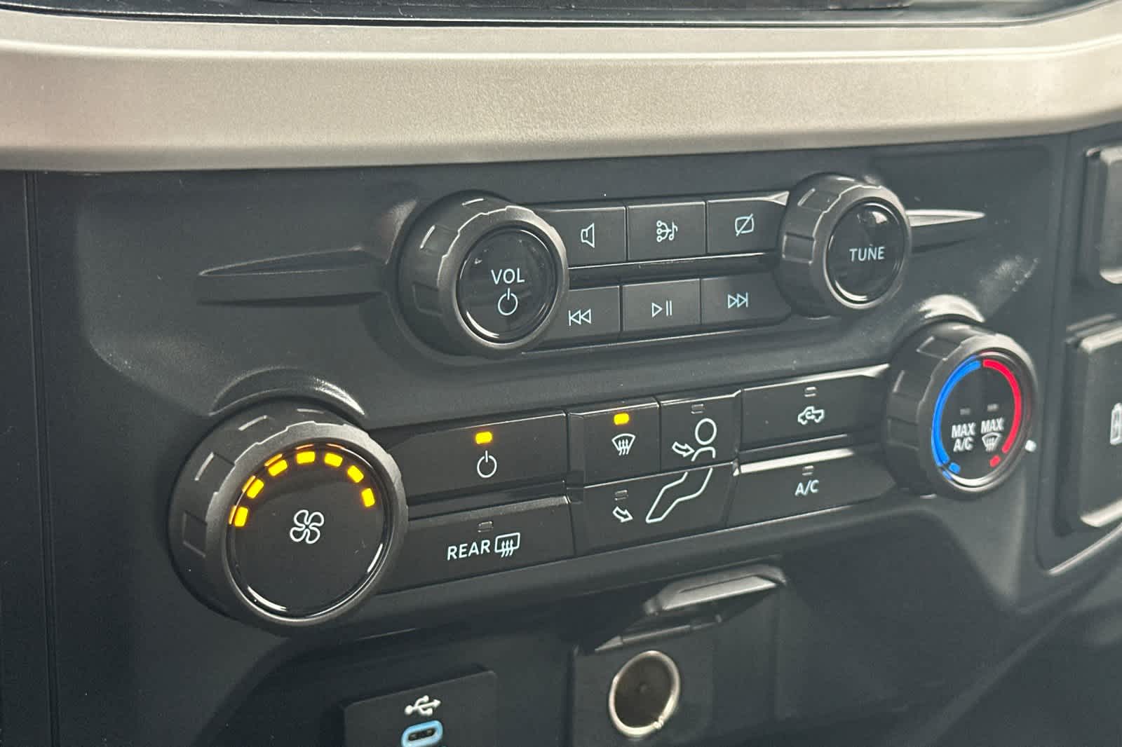 Thumbnail: 2024 Ford F-350 - 19