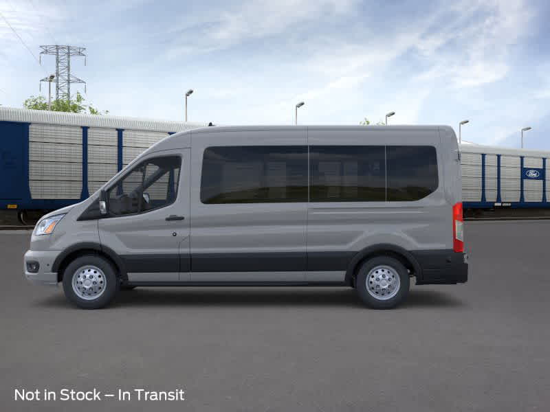 Thumbnail: 2025 Ford Econoline - 3