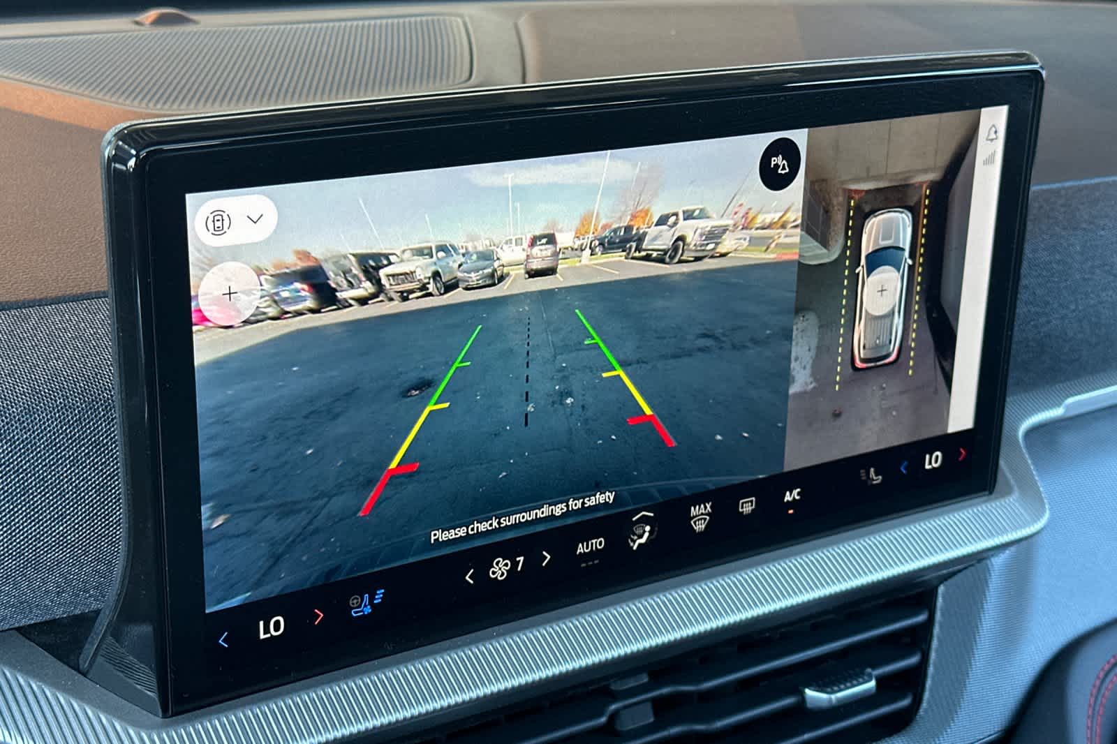 Thumbnail: 2025 Ford Explorer - 20