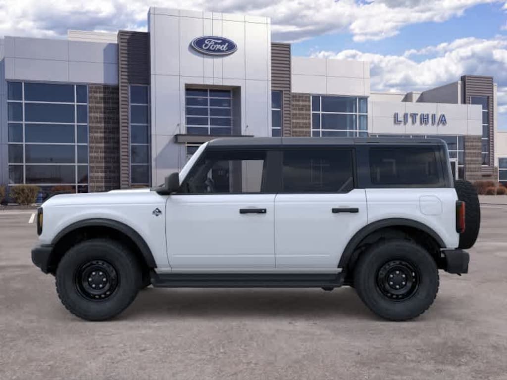 New 2026 Ford Bronco Outer Banks SUV