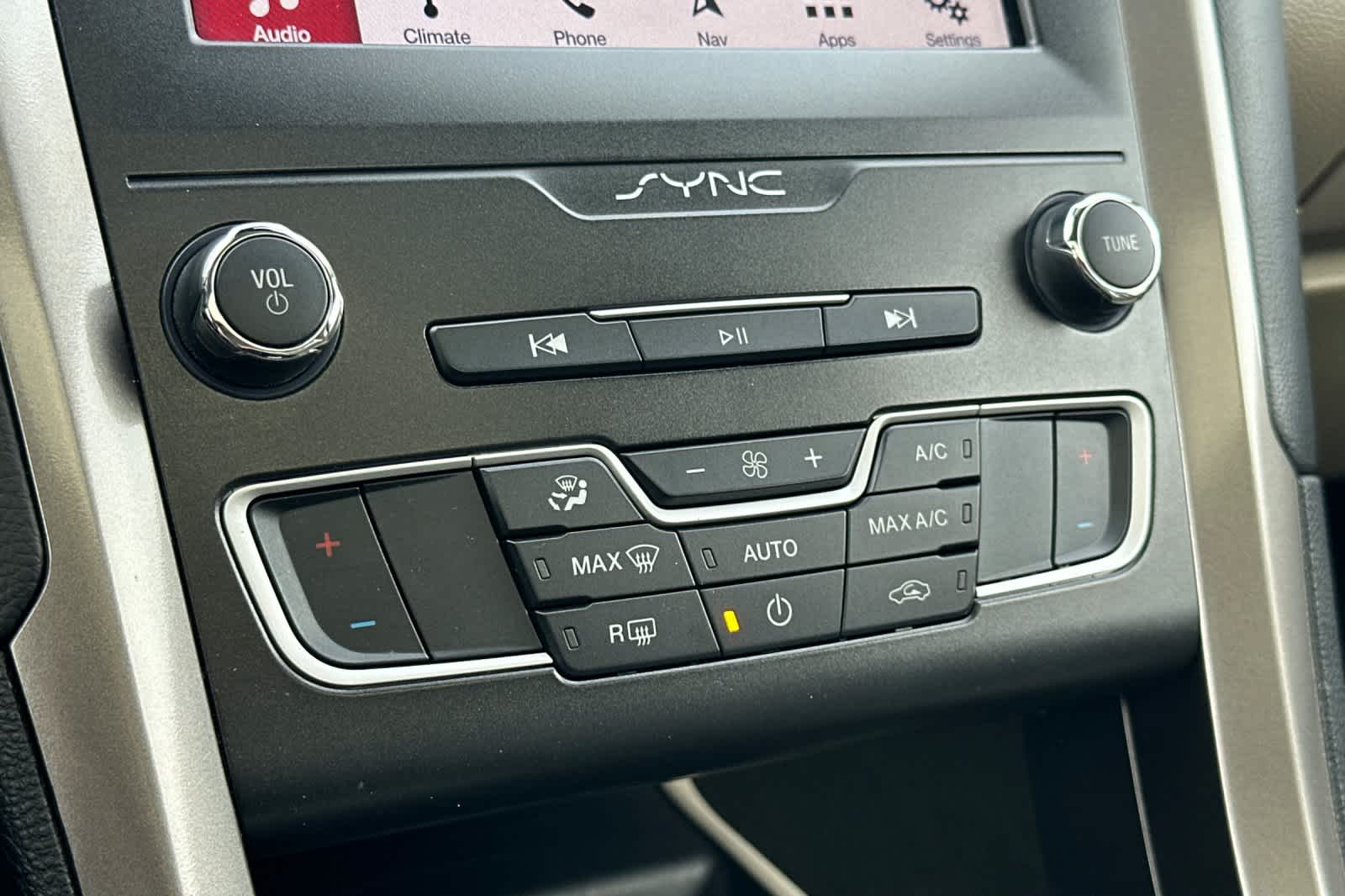 Thumbnail: 2019 Ford Fusion - 20