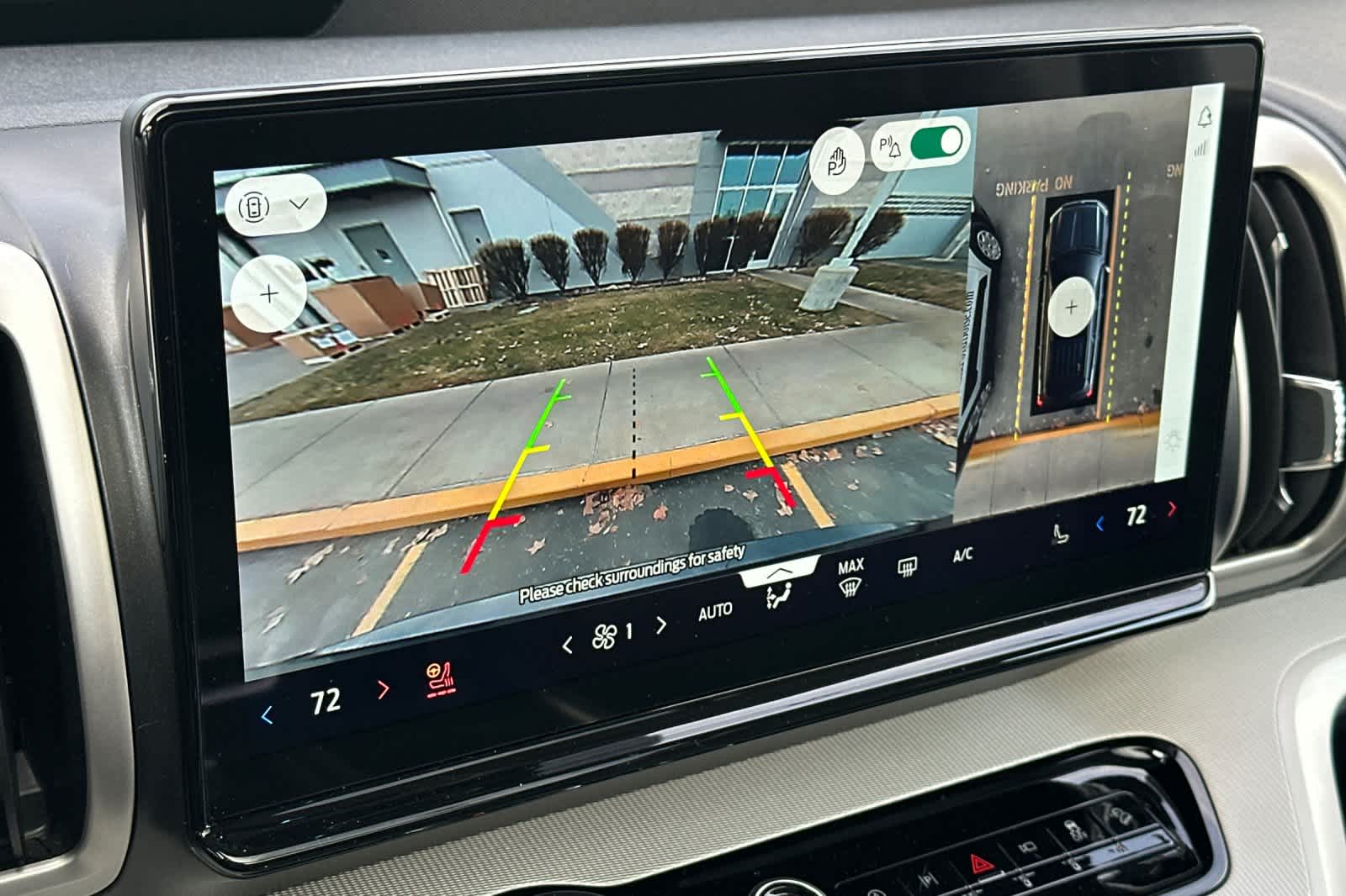 Thumbnail: 2025 Ford Expedition - 20