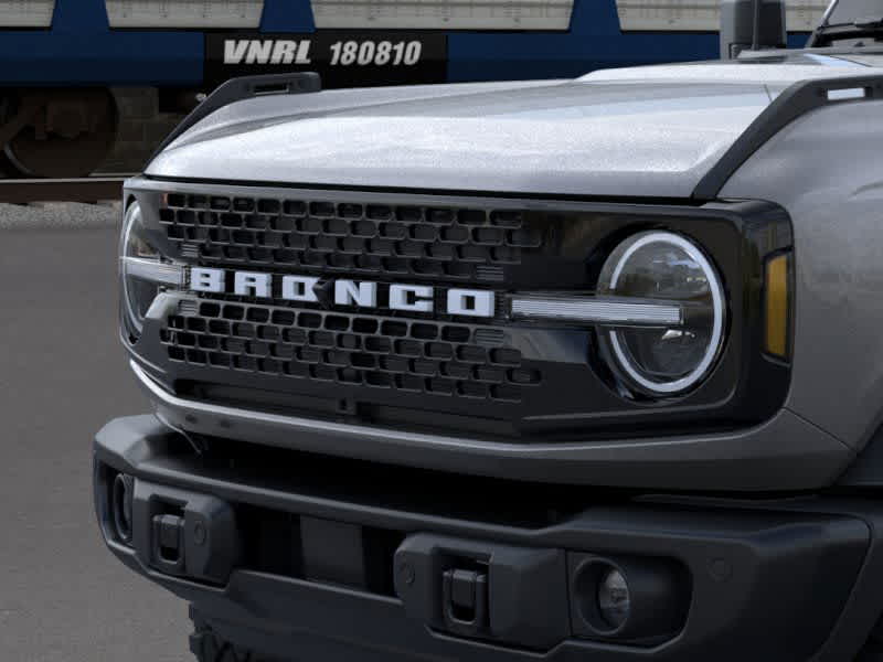 Thumbnail: 2025 Ford Bronco - 19