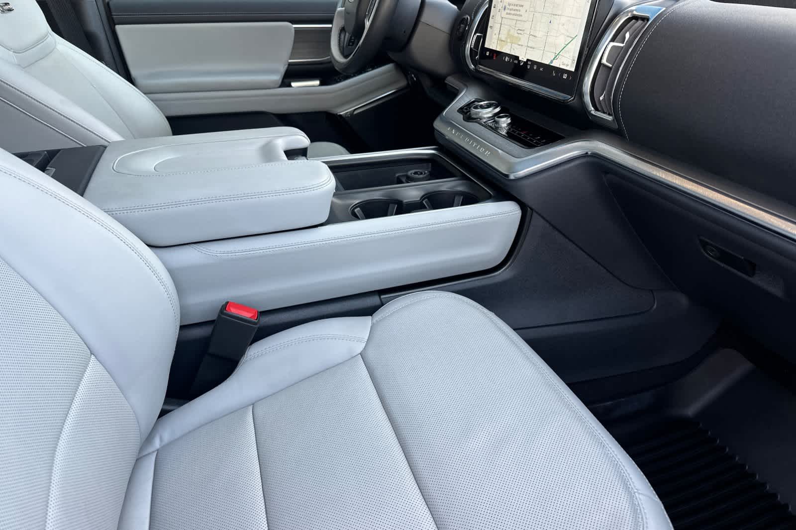 Thumbnail: 2025 Ford Expedition - 17