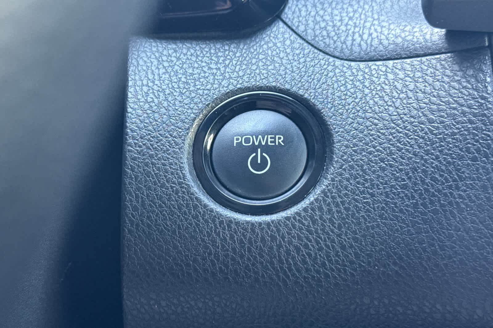 Thumbnail: 2025 Toyota Camry - 21