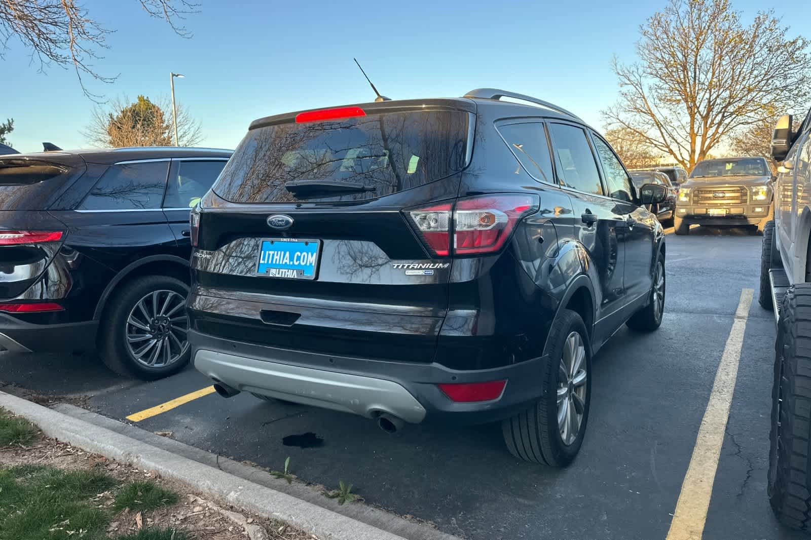 Thumbnail: 2017 Ford Escape - 4