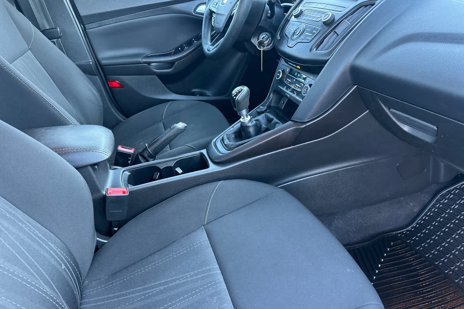 Thumbnail: 2018 Ford Focus - 15