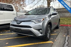 2017 Toyota RAV4 Hybrid XLE SUV