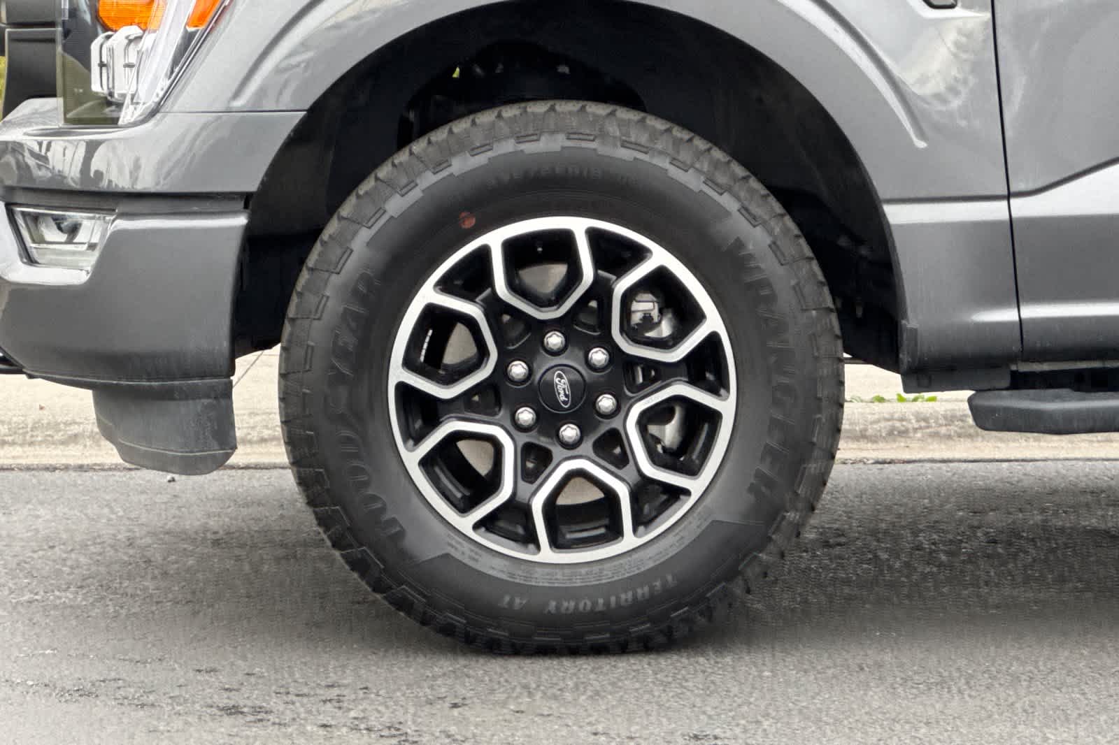 Thumbnail: 2023 Ford F-150 - 26