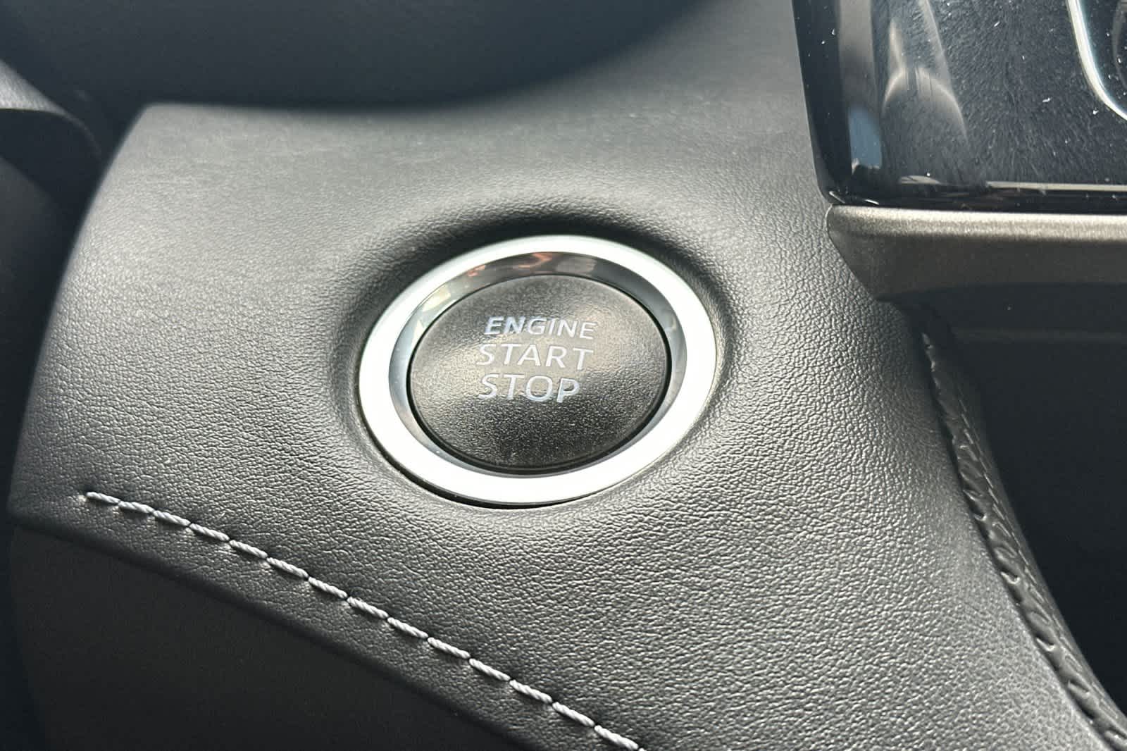 Thumbnail: 2020 Toyota Highlander - 23