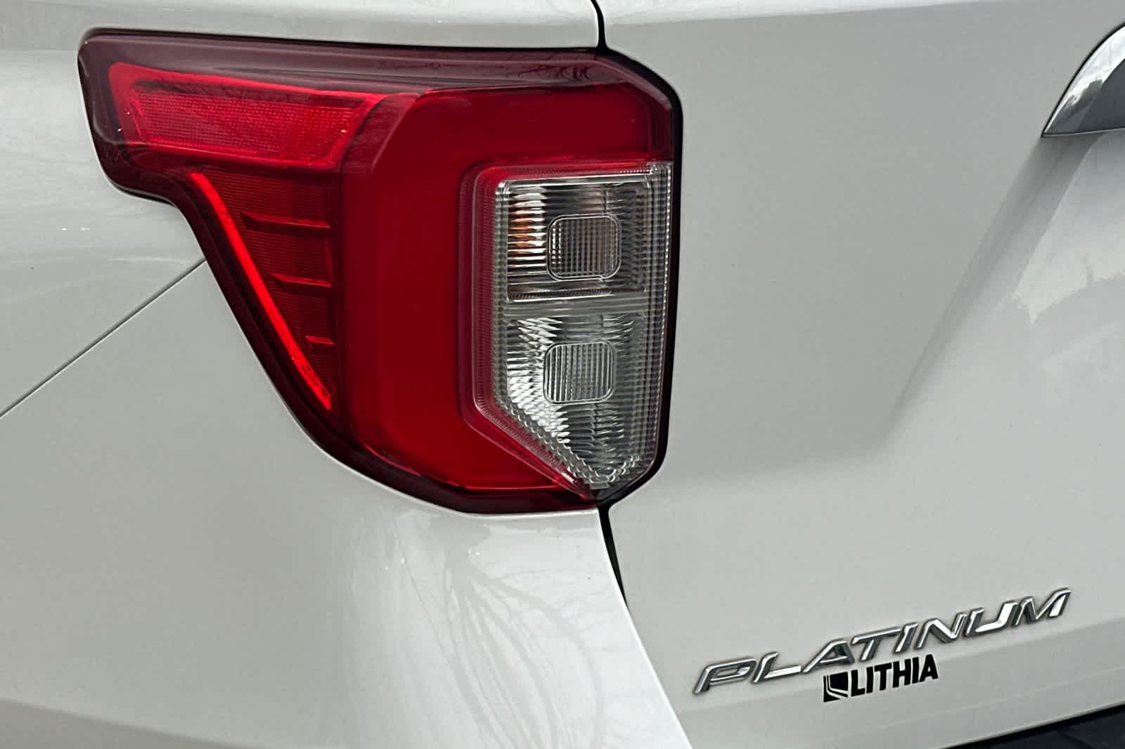 Thumbnail: 2020 Ford Explorer - 29