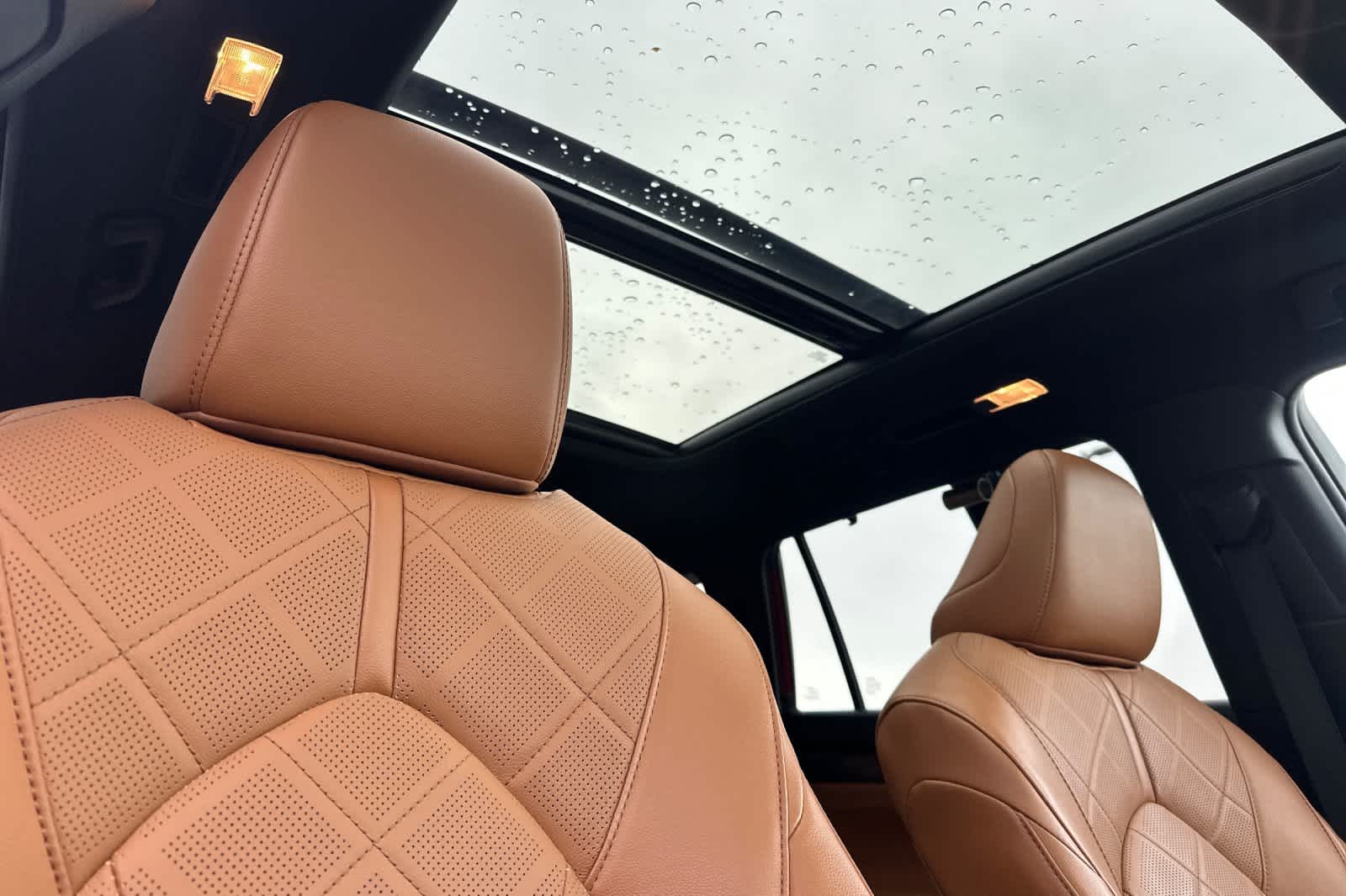 Thumbnail: 2023 Toyota Highlander - 18