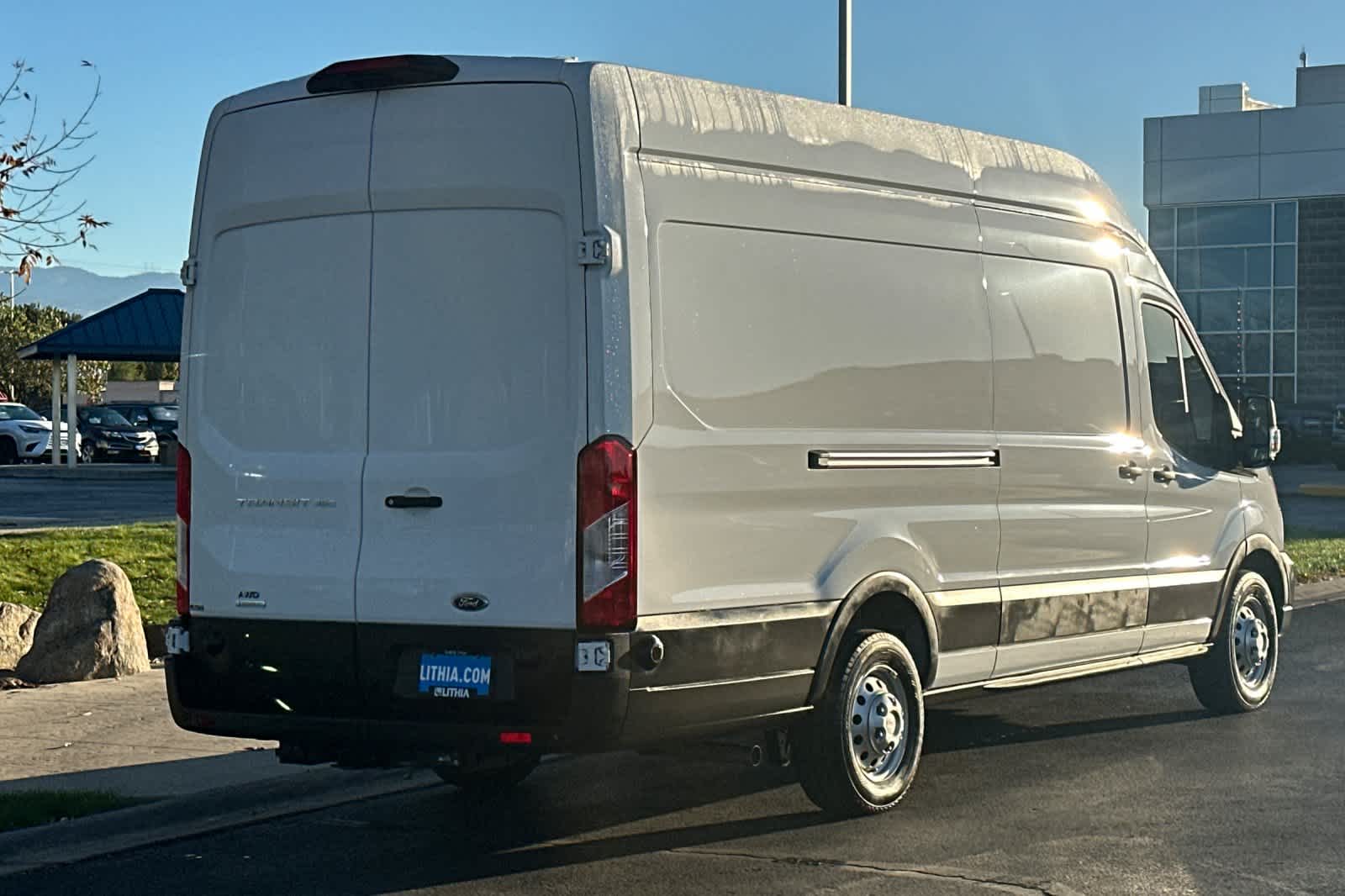 2025 Ford Transit photo 2