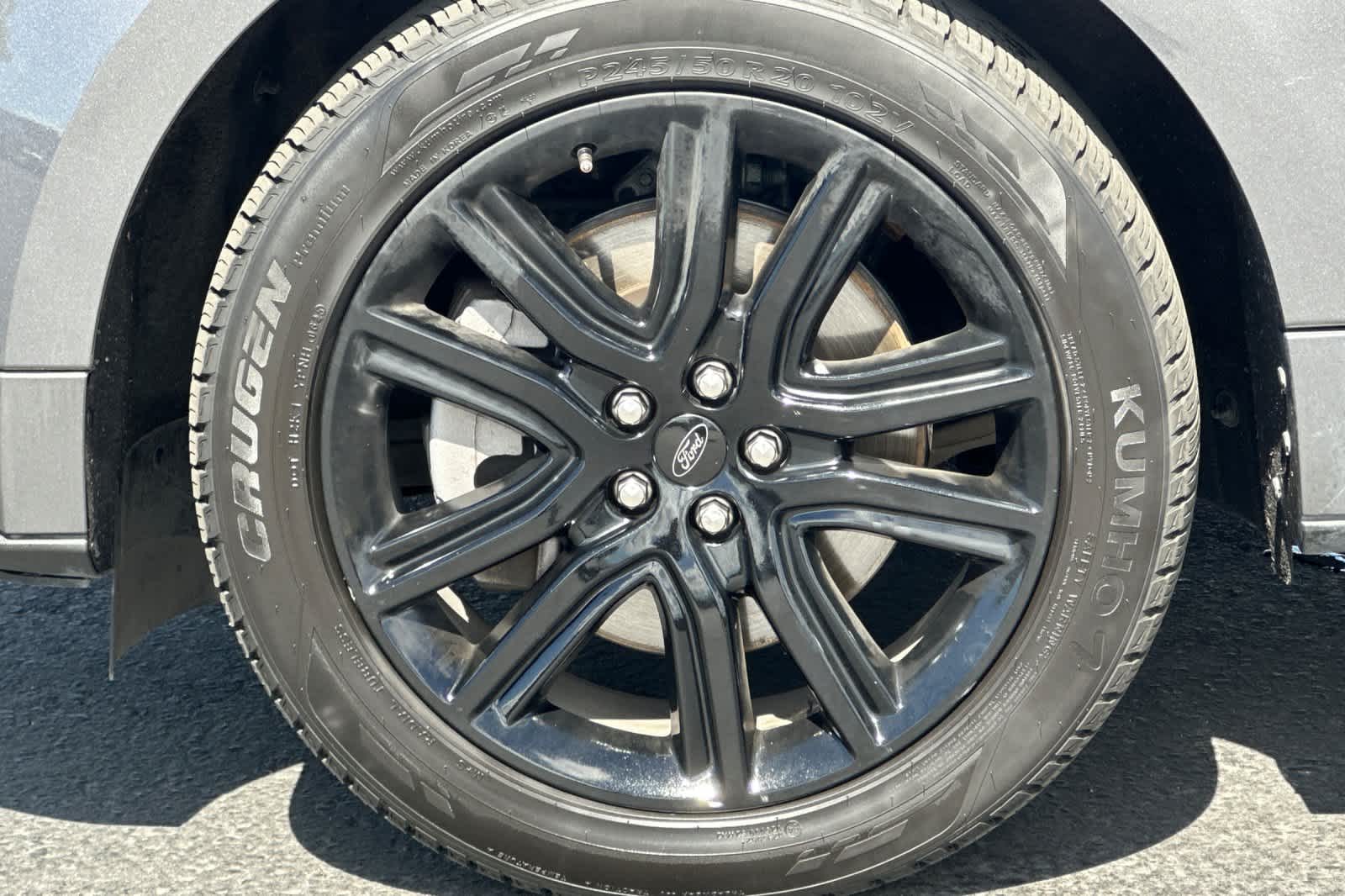 Thumbnail: 2022 Ford Edge - 26