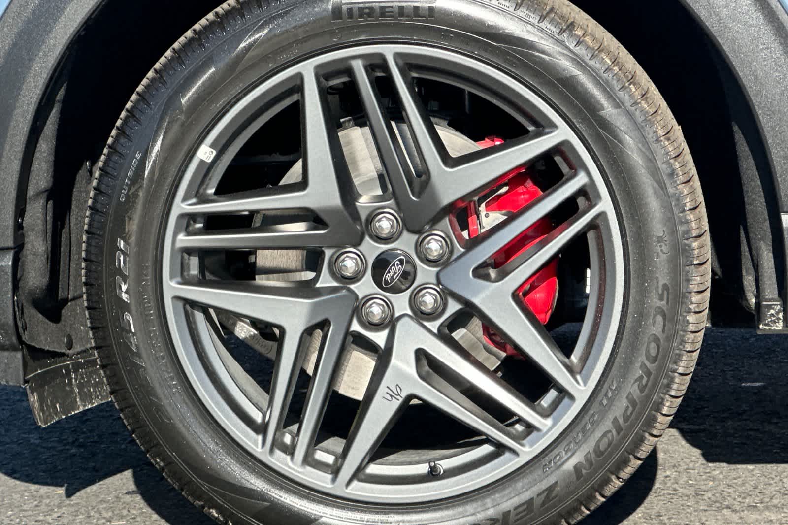 Thumbnail: 2025 Ford Explorer - 27