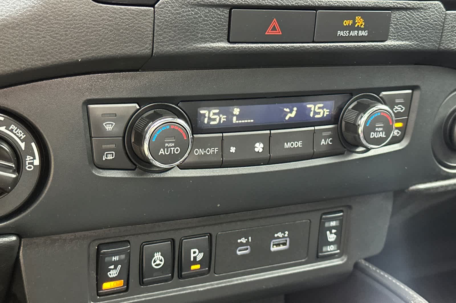 Thumbnail: 2022 Nissan Frontier - 19