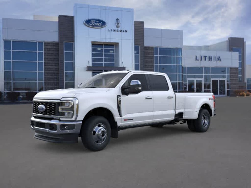New 2025 Ford F-350 F-350 Lariat Truck Crew Cab