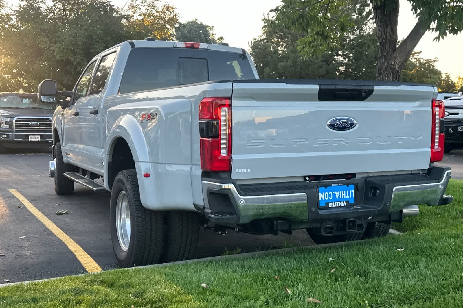 2025 Ford F-350 XLT photo 3