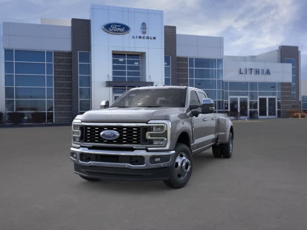 New 2026 Ford F-350 Lariat Truck Crew Cab