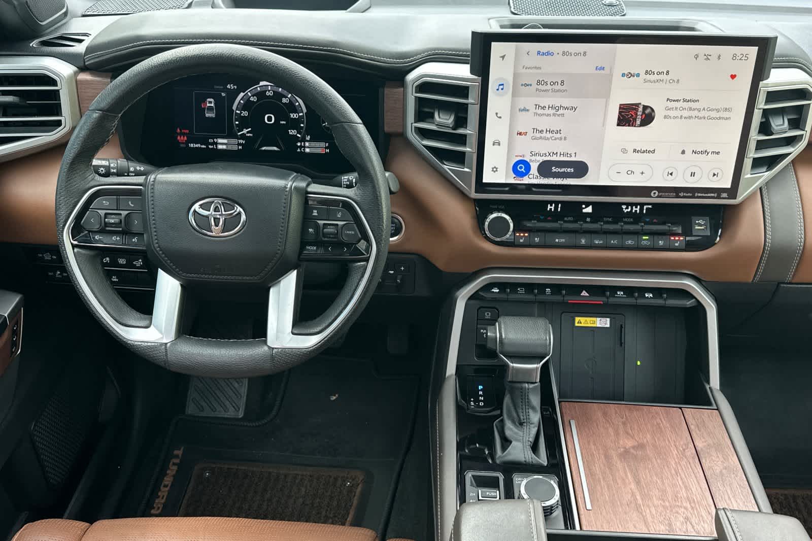 Thumbnail: 2023 Toyota Tundra - 14